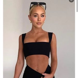 Never worn “in the mix crop” black, white fox